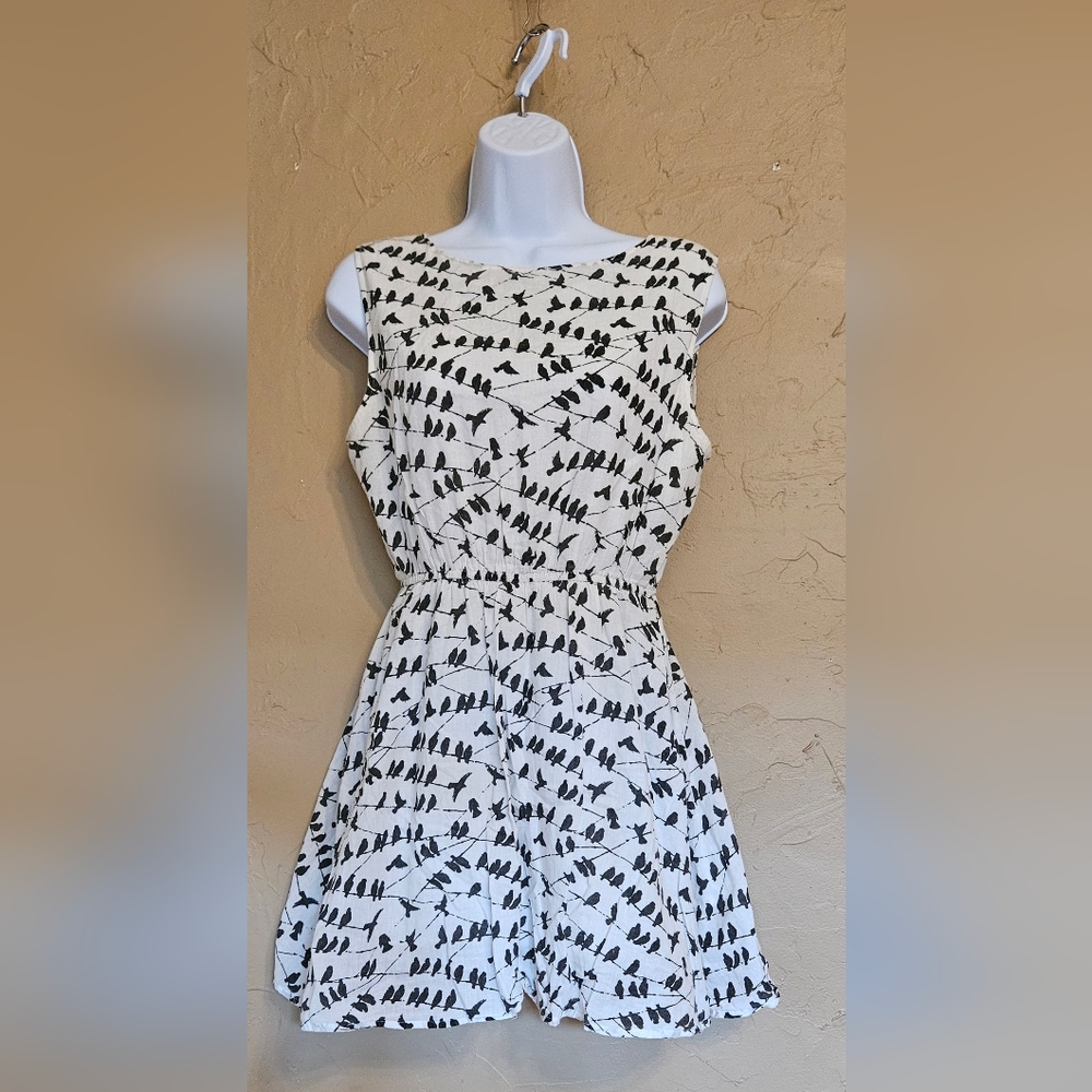 Chic Black and White Bird Print Dress